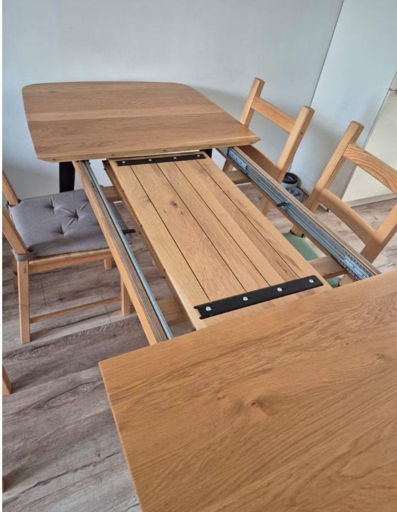 Uitschuifbare eikenhouten tafel zgan Gratis stoelen, Huis en Inrichting, Tafels | Eettafels, Ophalen, Gebruikt, Eikenhout, 200 cm of meer