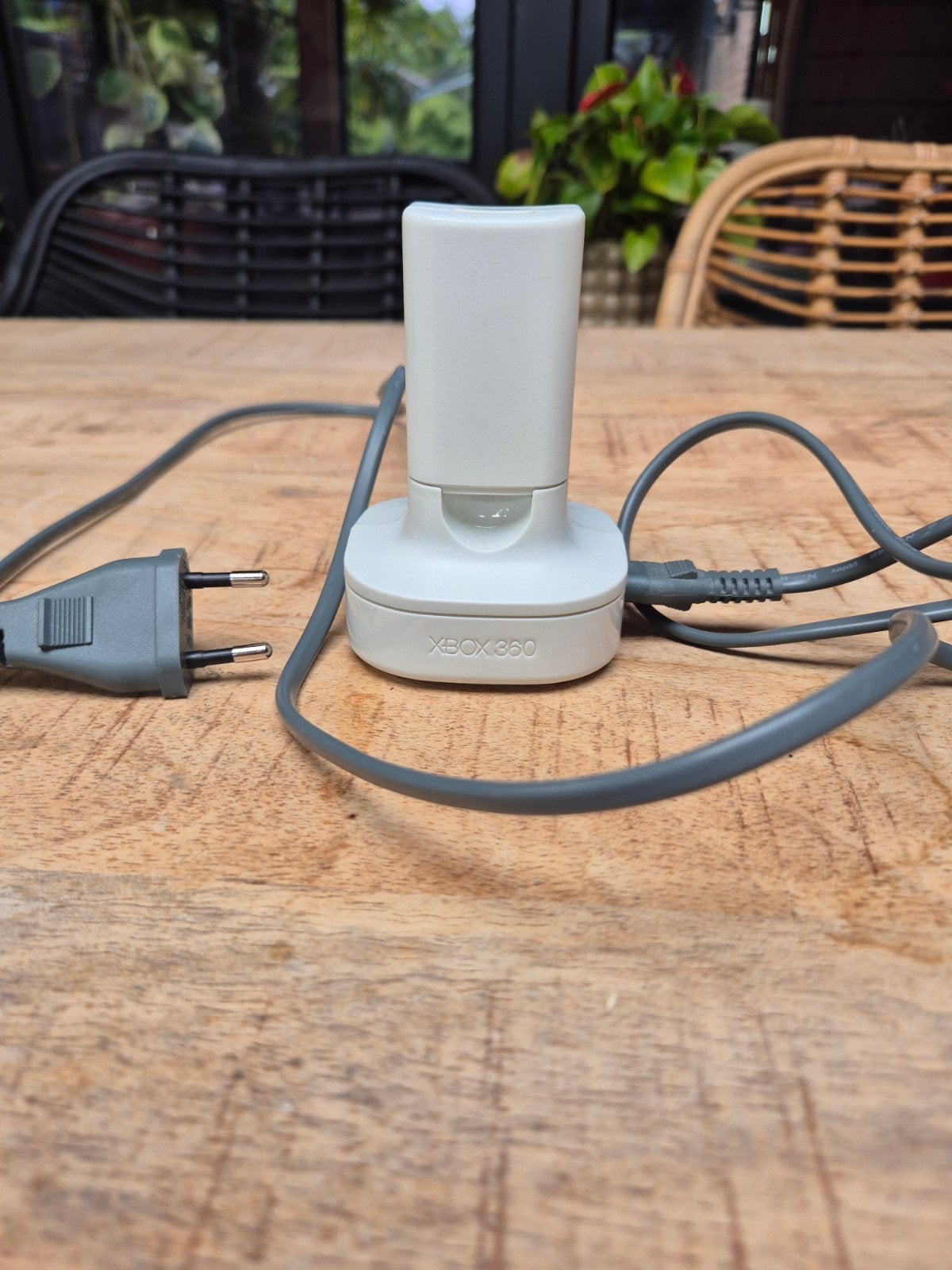 Xbox 360 Quick Charge Kit + 2 Rechargeable Battery Pack, Ophalen of Verzenden, Gebruikt
