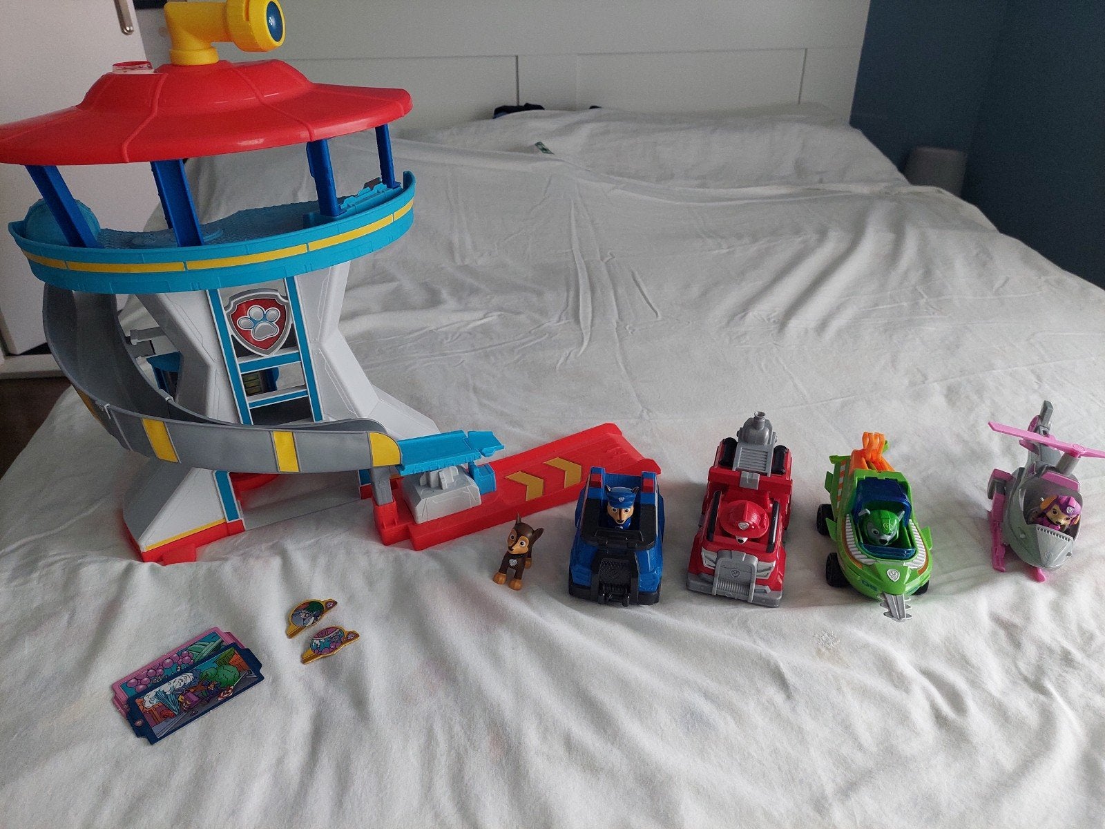 Paw patrol collectie met toren, pluche en metalen figuren., Ophalen, Gebruikt