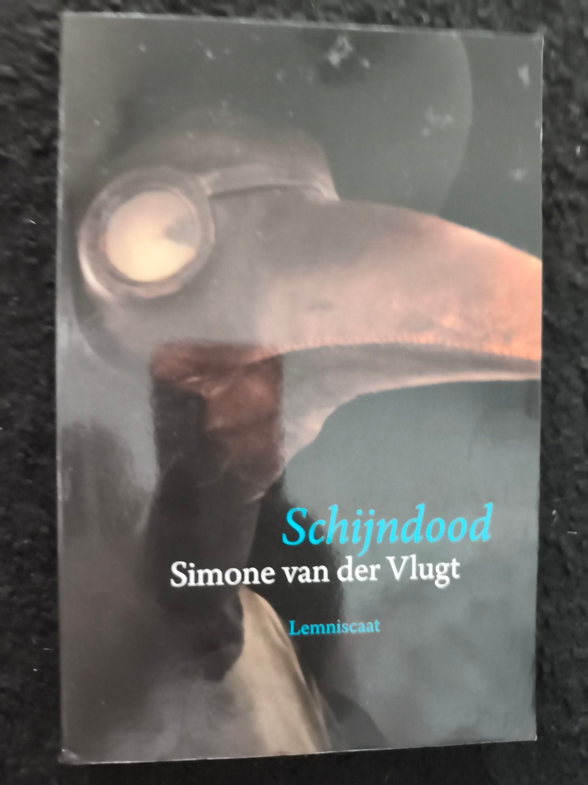 Schijndood - Simone van der Vlugt (Lemniscaat), Boeken, Ophalen of Verzenden, Gelezen, Simone van der Vlugt, Nederland