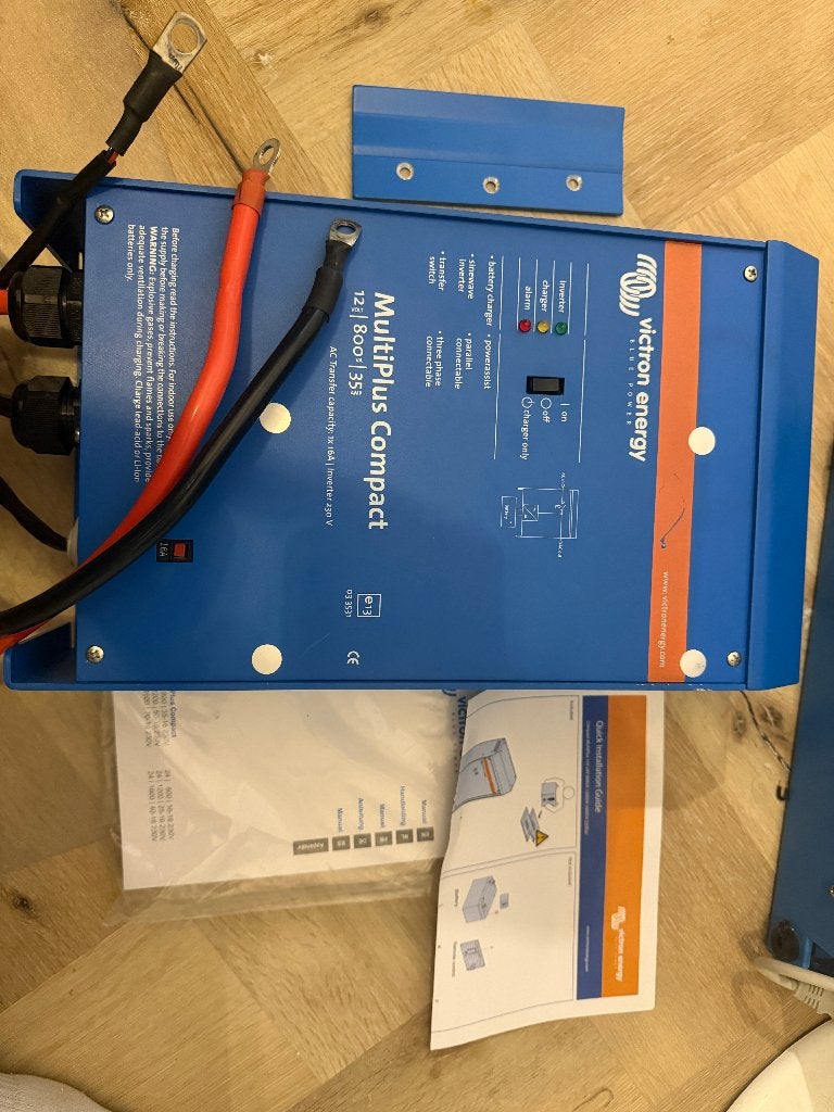 Victron MultiPlus Compact 12/800/35 + kabels/sensor, Ophalen of Verzenden