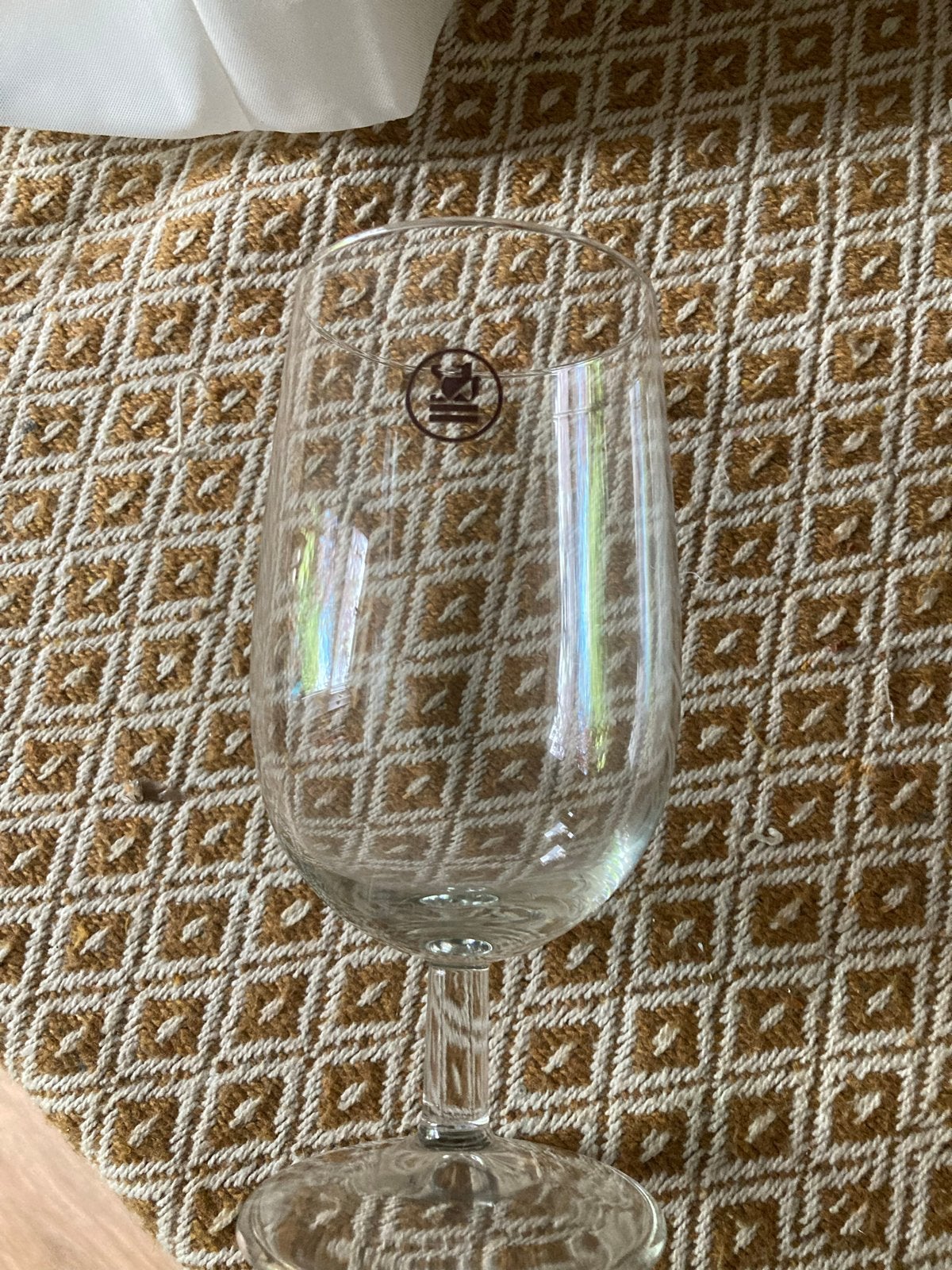 Bierglas op pootje met oud Zeelandia logo, Verzamelen, Ophalen of Verzenden, Zo goed als nieuw, Bierglas