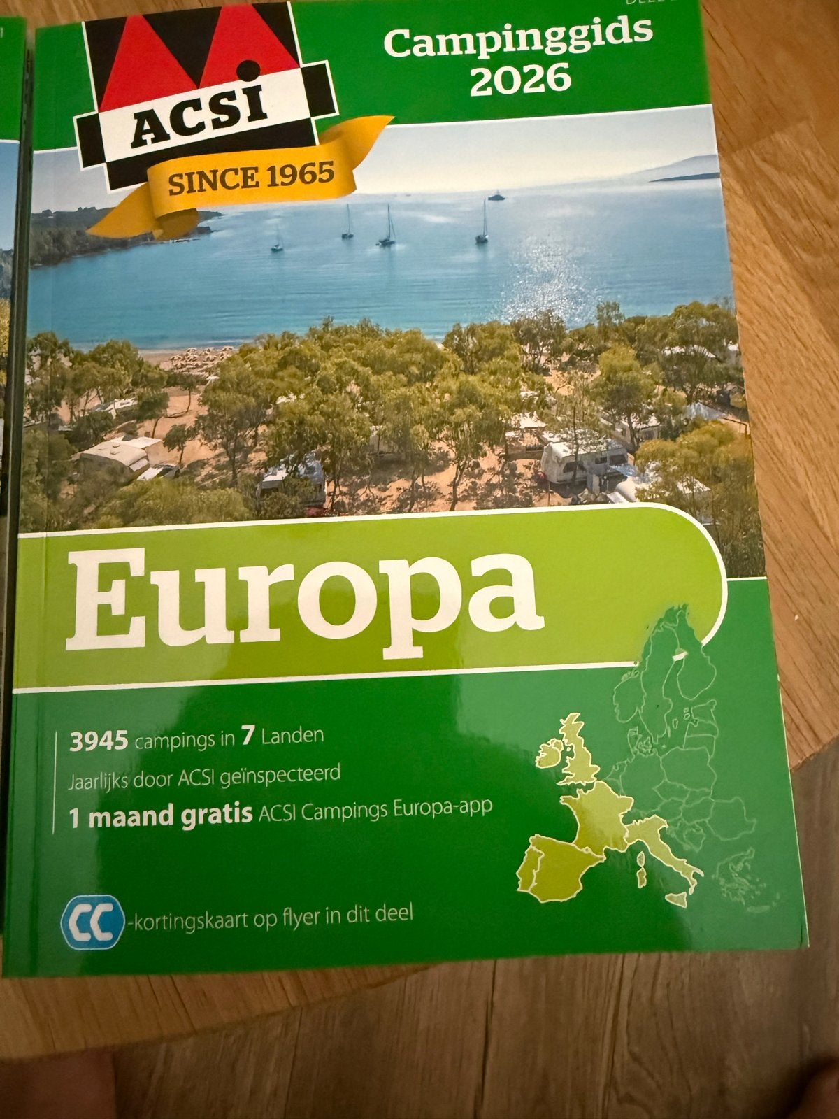 ACSI Campinggids Europa 2026 met kortingskaart, Ophalen, Zo goed als nieuw, Europa, Campinggids