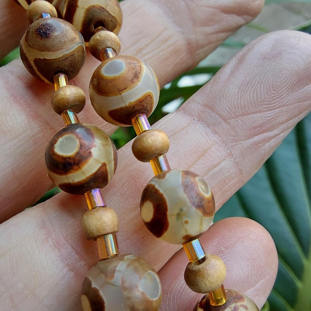 Mooie leuke nieuwe ketting,Tibetaanse ogen kralen, hout,glas, Sieraden, Tassen en Uiterlijk, Kettingen, Beige, Nieuw, Ophalen of Verzenden