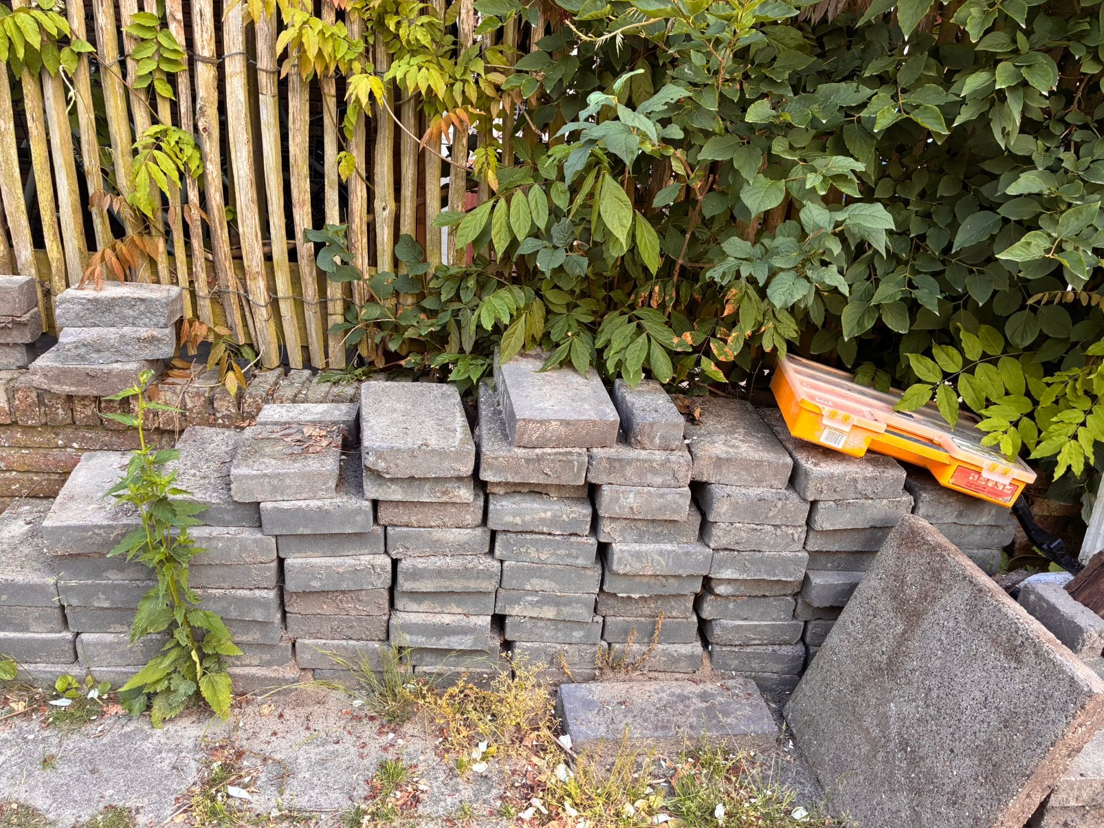 Gratis af te halen , tuintegels, Tuin en Terras, Ophalen, Gebruikt, Minder dan 5 m², Beton
