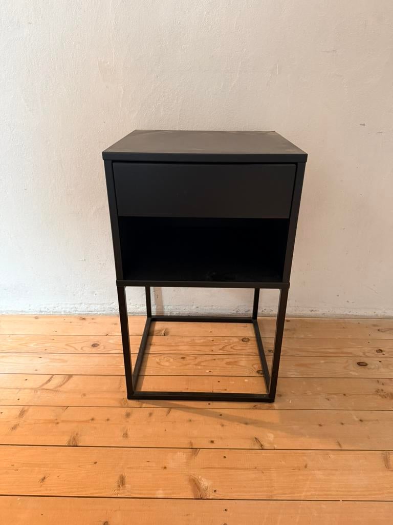 Ikea nachtkastje, Huis en Inrichting, Slaapkamer | Nachtkastjes, Ophalen, Zo goed als nieuw, Minder dan 45 cm, 55 tot 70 cm