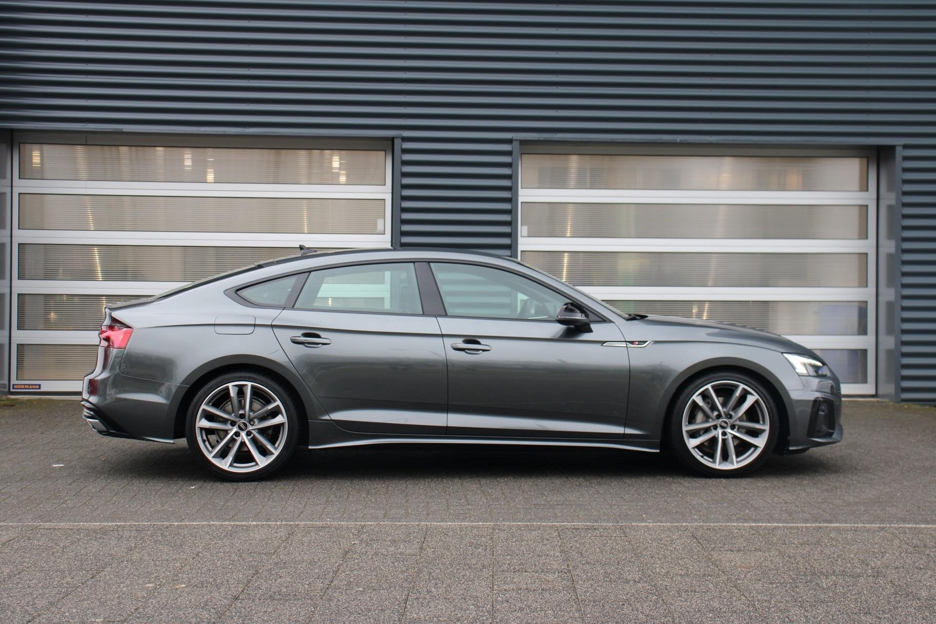 Audi A5 Sportback 40 TFSI 204pk S-tronic S Edition | Lederen, Auto's, 12 maanden, Gebruikt, 4 cilinders, Bedrijf