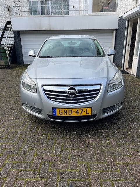 Opel Insignia 1.8 103KW 4-DRS 2010, 1.750,00  koopje, Stof, Zwart, 4 cilinders, 1796 cc