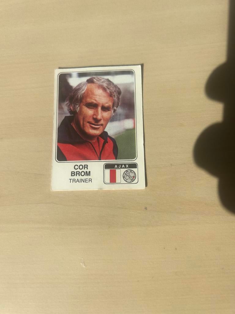 Cor Brom Trainer Ajax Voetbal 79 Panini Plaatje, Ophalen of Verzenden, Zo goed als nieuw, Sticker