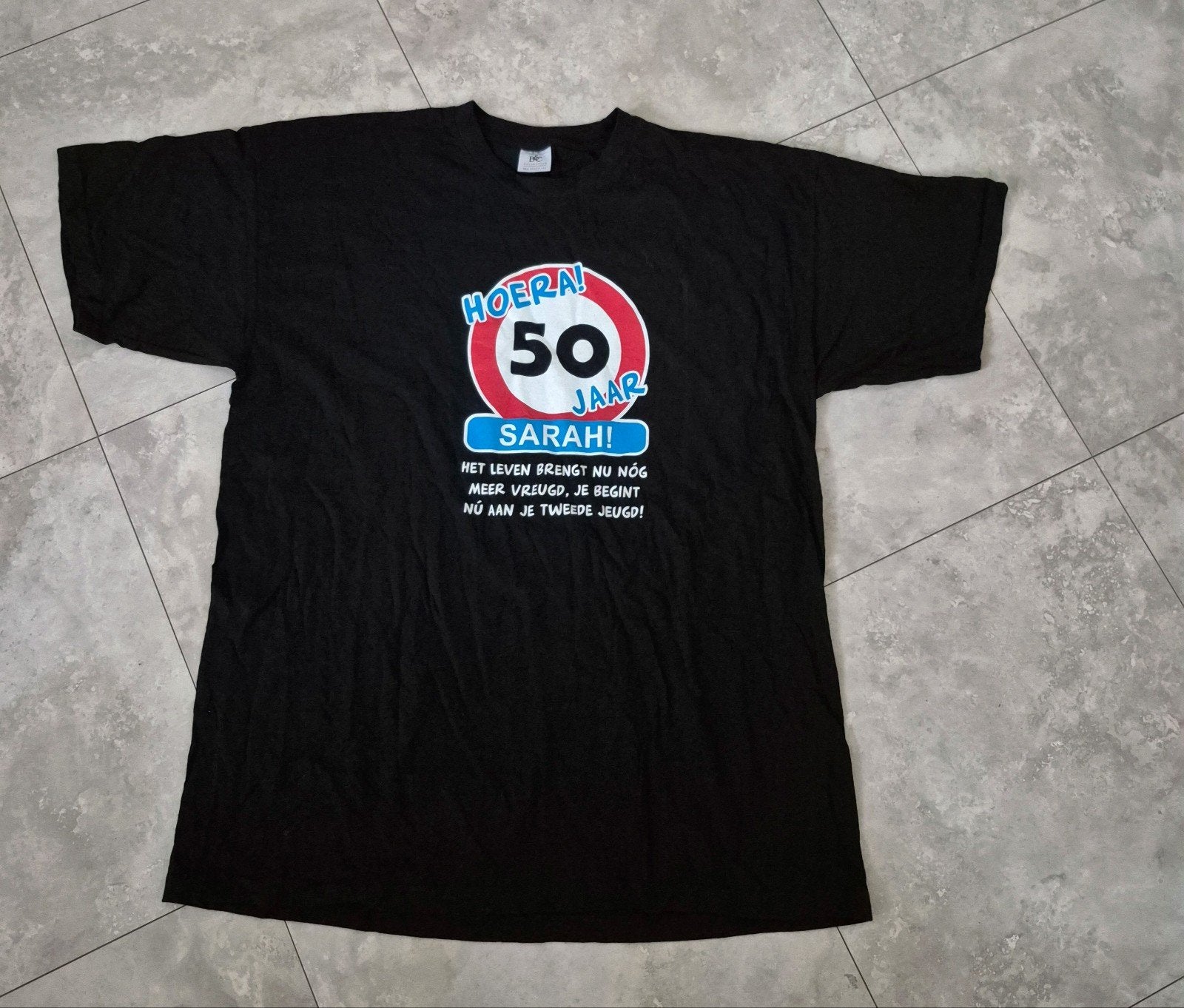 Sarah 50 jaar shirt maat L / XL NIEUW, Ophalen of Verzenden, Nieuw