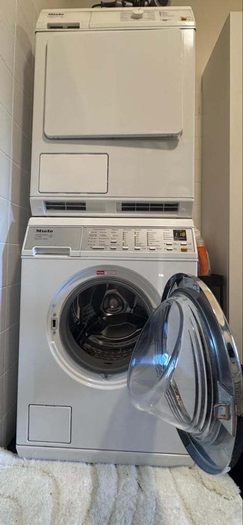 Miele Wasmachine en condensdroger., 6 tot 8 kg, Ophalen, Gebruikt, 95 cm of meer