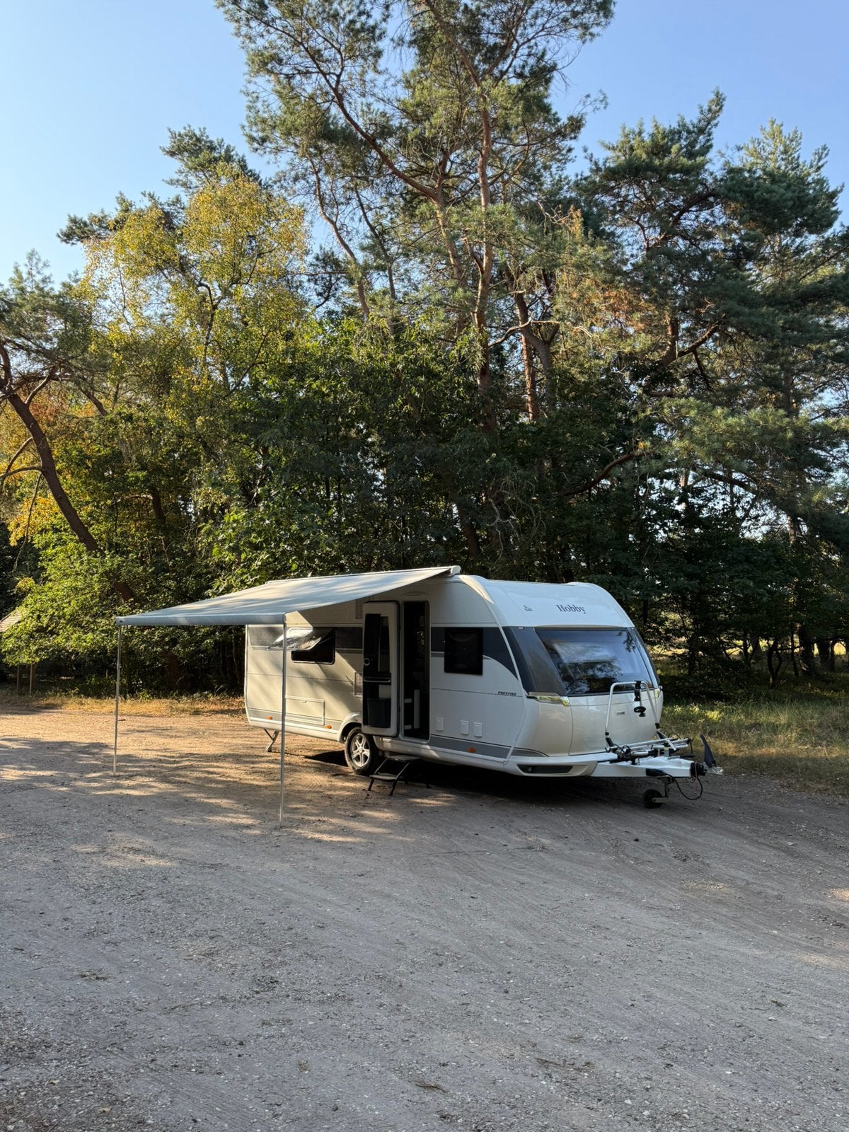 Hobby Prestige 560 WFU 2024 – zeer luxe en compleet, Caravans en Kamperen, Rondzit, Hobby, Koelkast, Particulier
