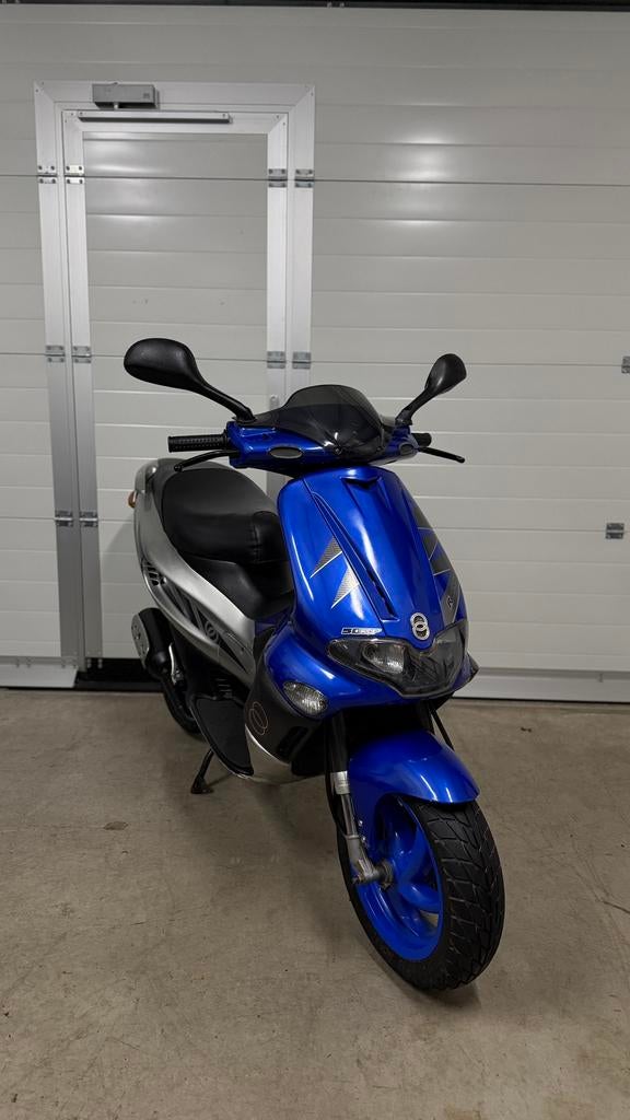 GILERA RUNNER 50CC SP PRO 🏁 | UNIEK | BROM |, Fietsen en Brommers, Scooters | Piaggio, Zo goed als nieuw, Overige modellen, Maximaal 45 km/u