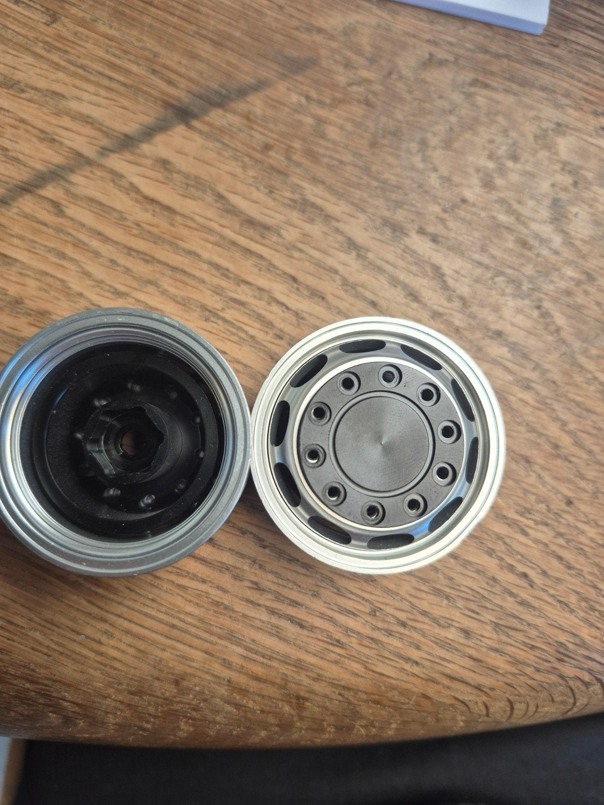 Tamiya 1/14 Brede Aluminium Velgen voor Trailer (6 stuks), Hobby en Vrije tijd, Ophalen of Verzenden, Gebruikt, Schaal 1:14, Onderdeel