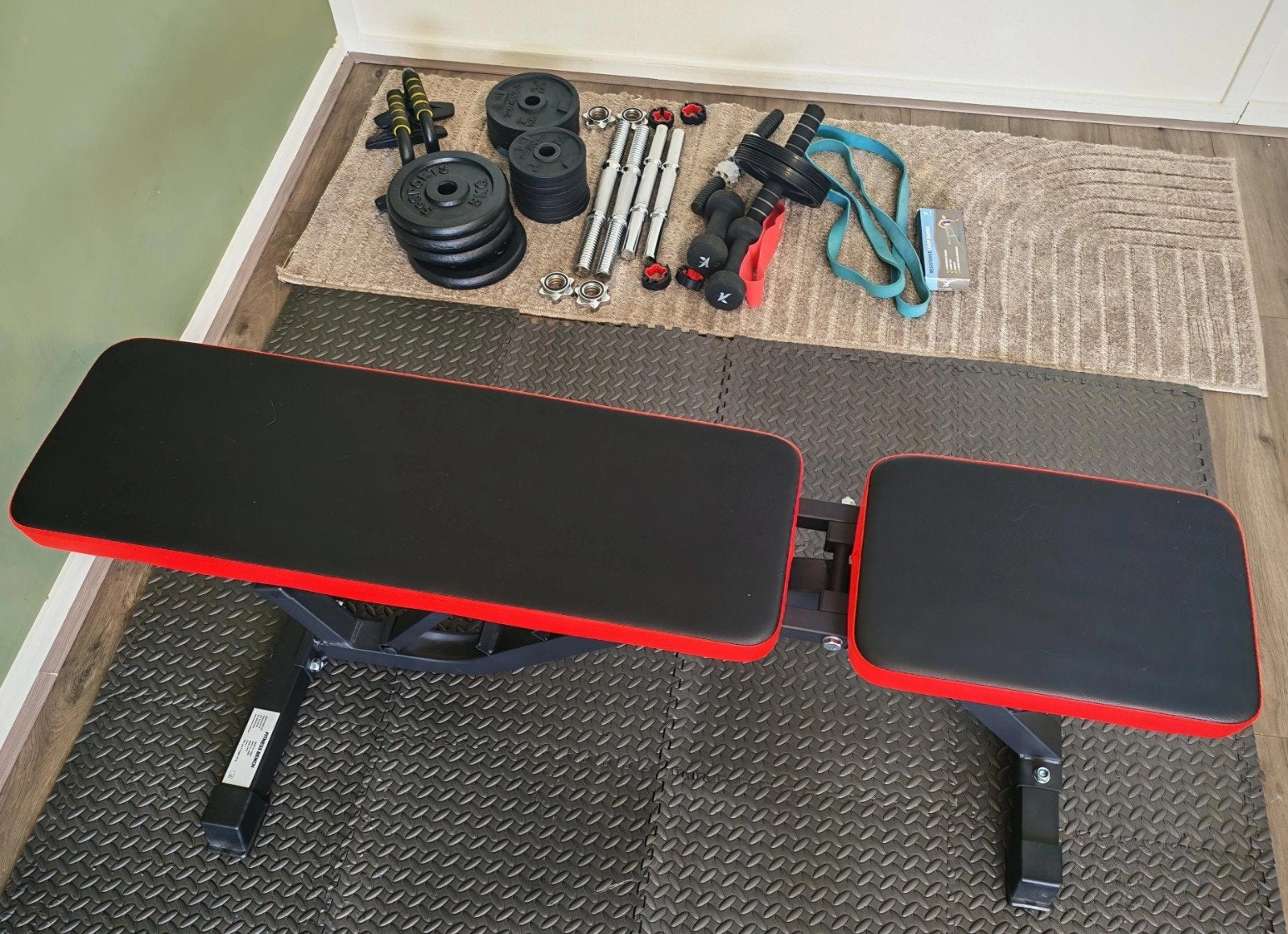 Complete fitness set met halterbank en gewichten fitnessbank, Ophalen, Nn, Gebruikt, Nn