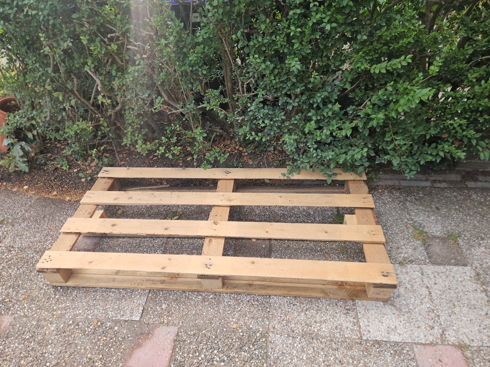 Gratis pallet - Ideaal voor diverse projecten, Ophalen, Gebruikt, Pallet
