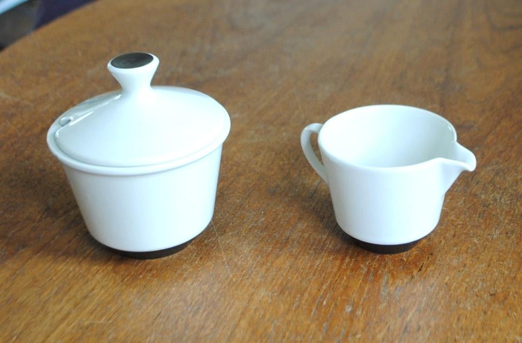 melkkan met suikerpot Fris, Ophalen of Verzenden