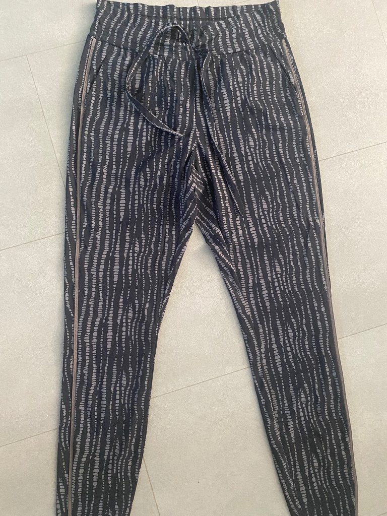 Broek Studio Anneloes maat S, Kleding | Dames, Broeken en Pantalons, Meerkleurig, Nieuw, Ophalen of Verzenden, Maat 36 (S)