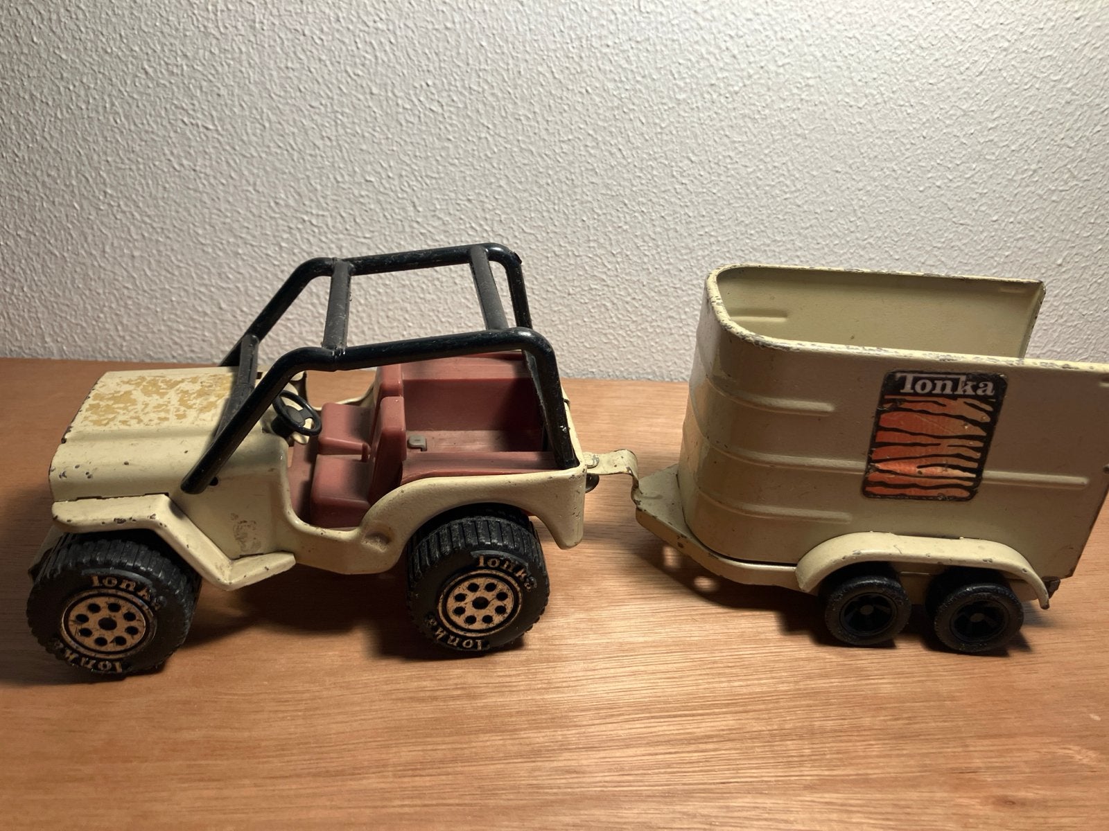 Vintage Tonka Jeep met Trailer - Jaren '70 Speelgoed, Kinderen en Baby's, Ophalen of Verzenden, Gebruikt