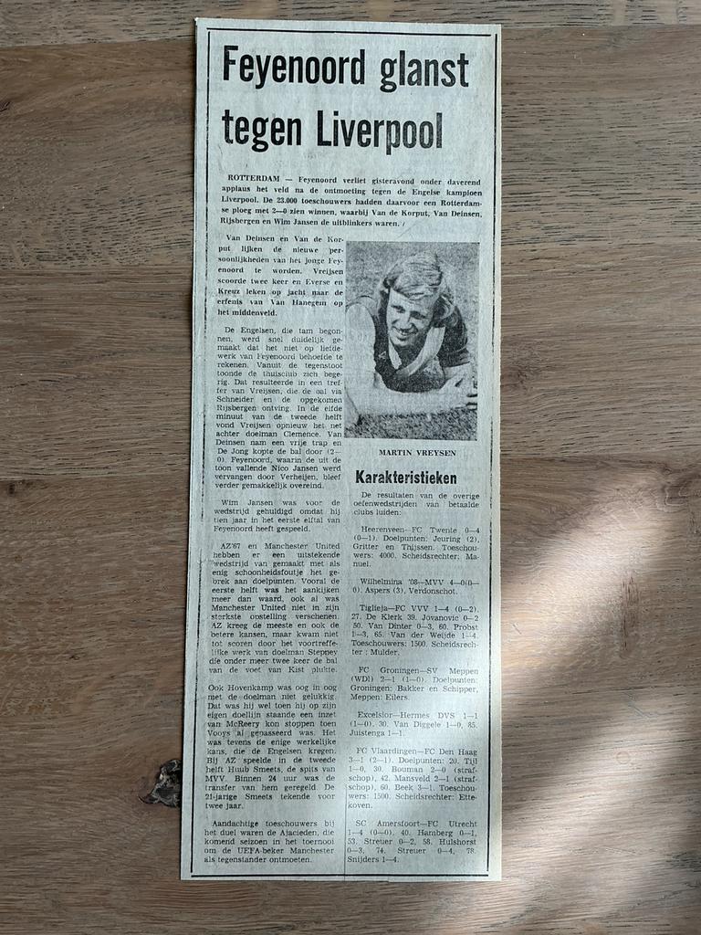 Voetbal krantenartikel Feyenoord Liverpool augustus 1976, Ophalen of Verzenden, Knipsel(s)