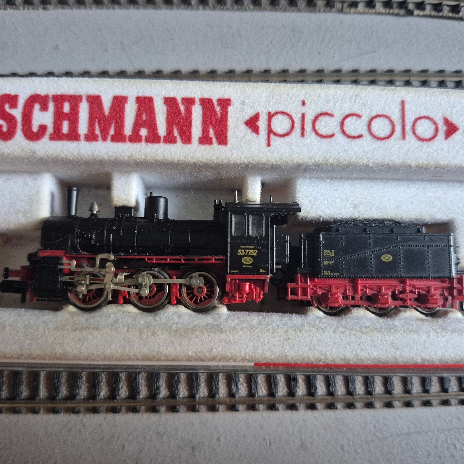 mooie locomotief en 17 wagons N spoor, Hobby en Vrije tijd, Modeltreinen | N-Spoor, Fleischmann, Ophalen of Verzenden, Zo goed als nieuw
