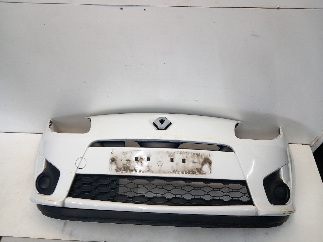 Bumper voor Renault Twingo, Onderdelen@venauto.nl, Van der Ven Autorecycling B.V., Gebruikt, Ettenseweg 76, 4706 PB Roosendaal, The Netherlands
