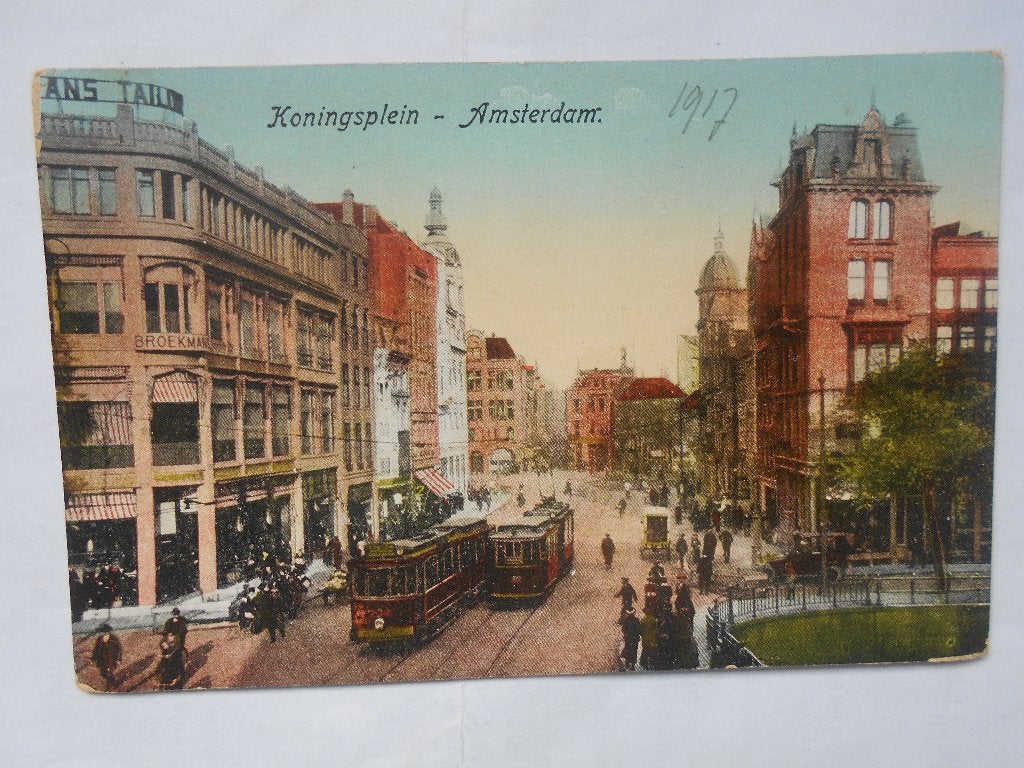 Amsterdam een schitterend Koningsplein rond 1917 met trams, Verzamelen, Ansichtkaarten | Nederland, Ophalen of Verzenden, Voor 1920