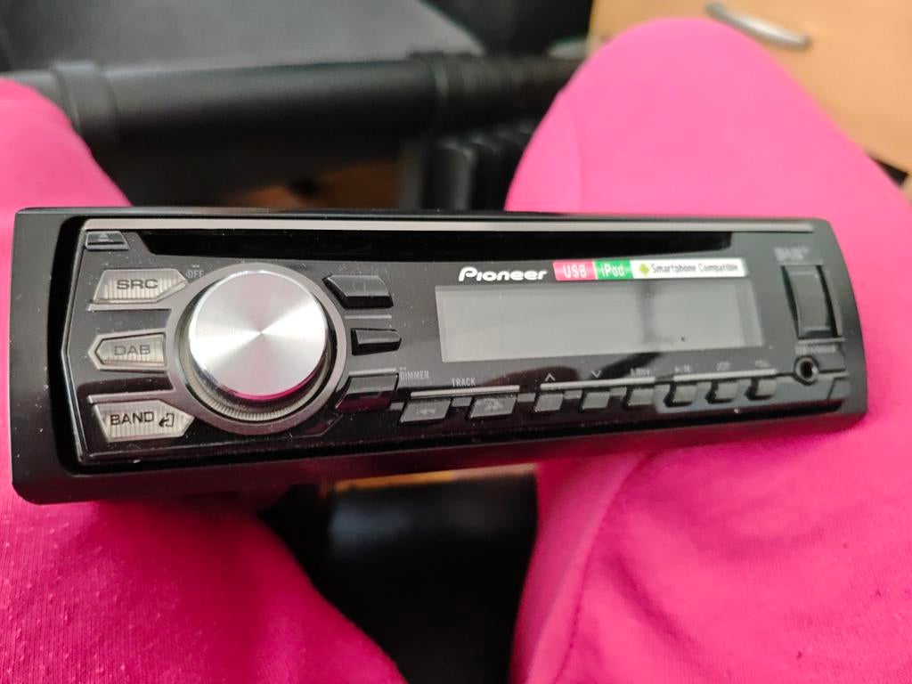 Pioneer DEH-4700DAB Autoradio met DAB+, USB en iPod, Ophalen of Verzenden, Gebruikt