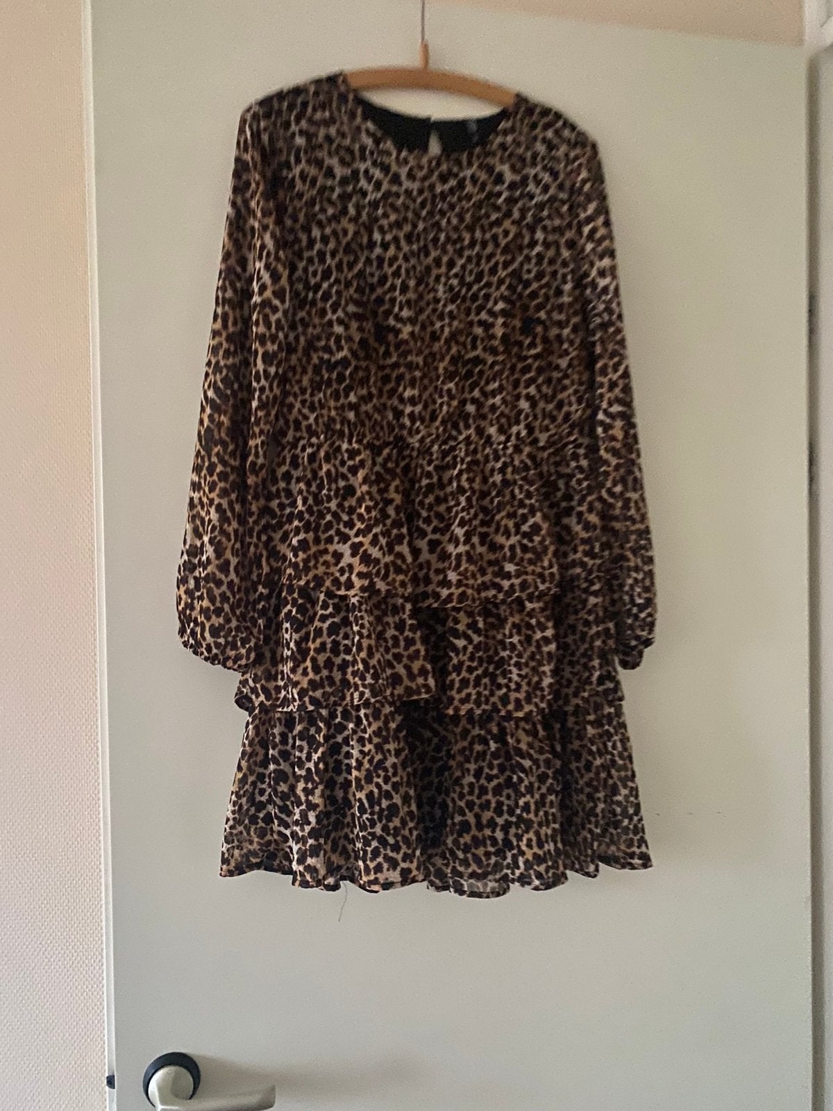 Tijgerprint jurk, Ophalen of Verzenden, Zo goed als nieuw, Bruin