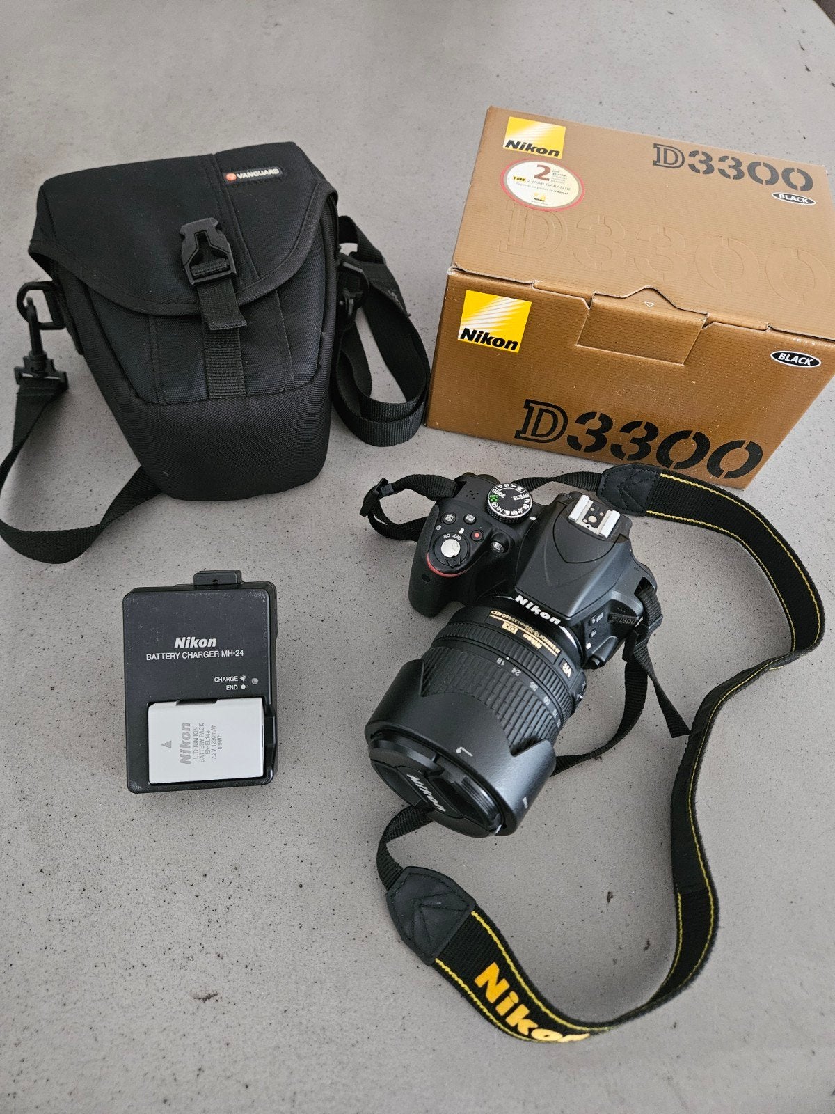 Nikon D3300 Spiegelreflexcamera met lens en accessoires, Audio, Tv en Foto, Fotocamera's Digitaal, Spiegelreflex, Ingebouwde flitser