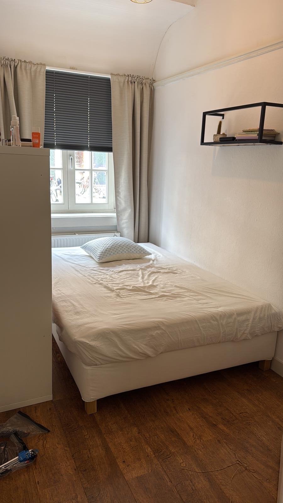IKEA Espevär bed 140x200 met matras (zo goed als nieuw), Wit, Tweepersoons, Zo goed als nieuw, 200 cm
