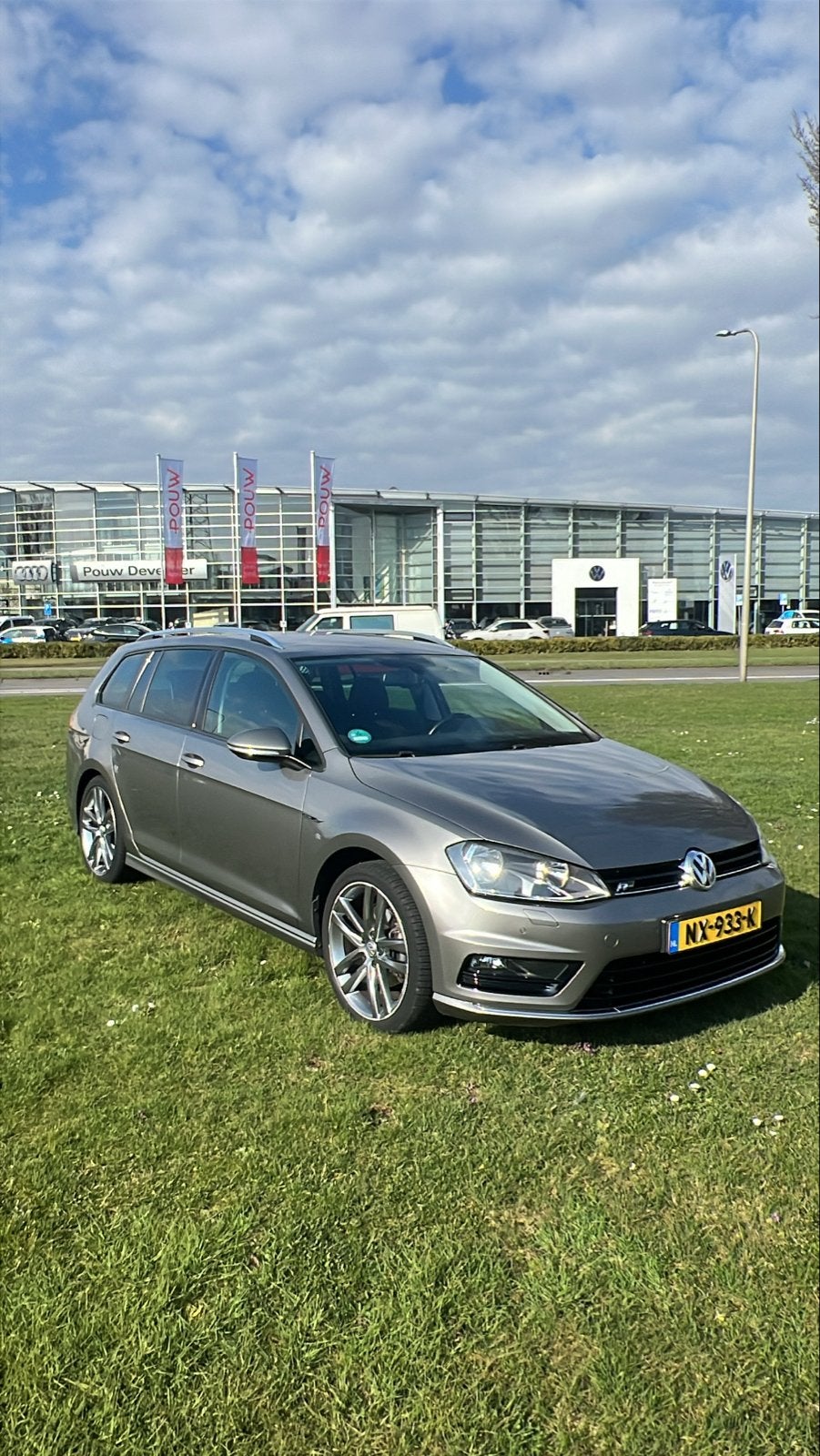 Volkswagen Golf 7 1.4 TSI R-Line Lounge DSG APK t/m 06-2027, Auto's, 125 pk, 4 cilinders, 19 km/l, 1247 kg
