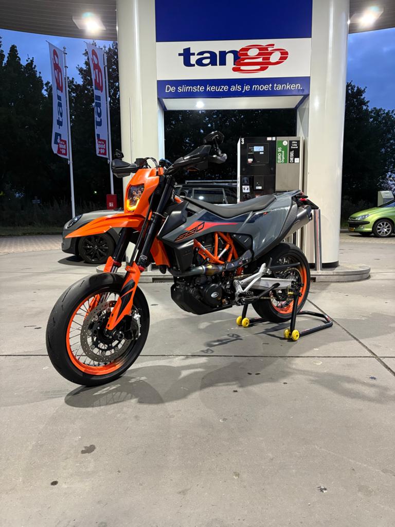 KTM 690 SMC R Supermoto - Perfecte staat!, Motoren, Motoren | KTM, Motorrijbewijs A, Gebruikt, Particulier, ABS