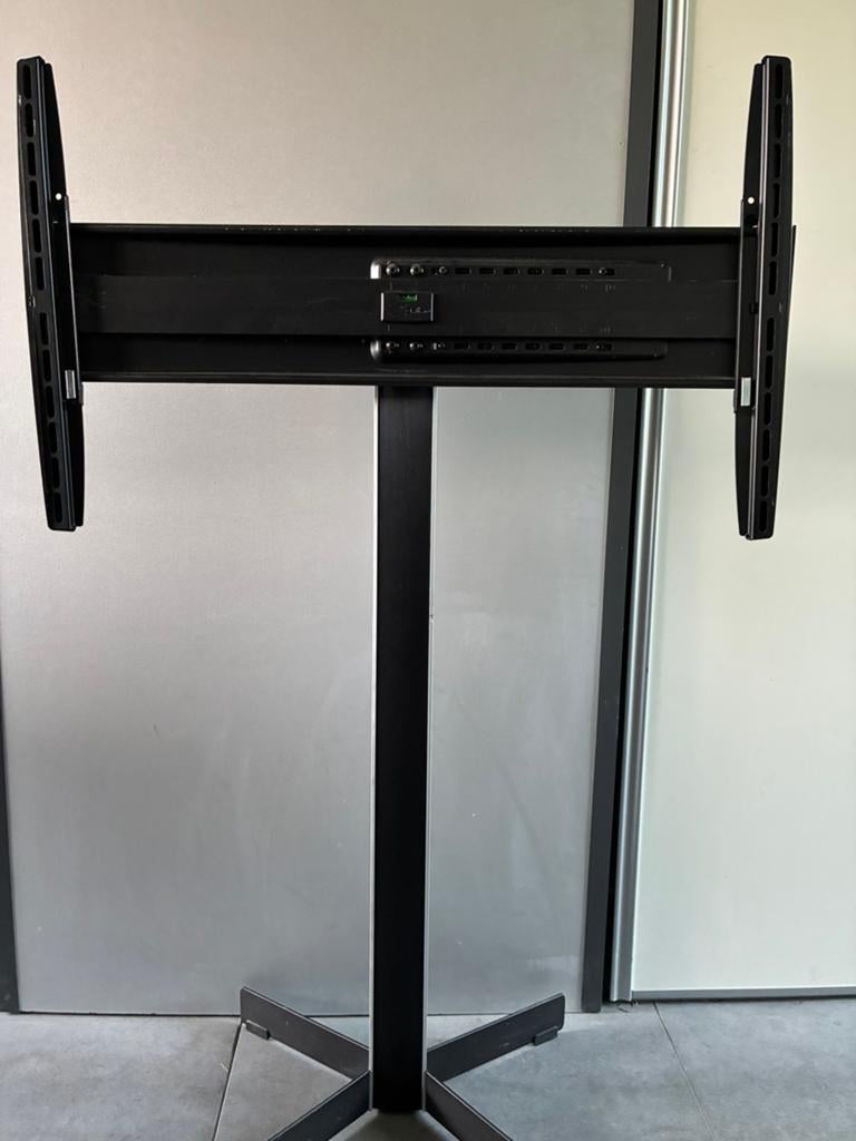 Vogel’s TV standaard 8330, Audio, Tv en Foto, Televisiebeugels, Ophalen, Zo goed als nieuw