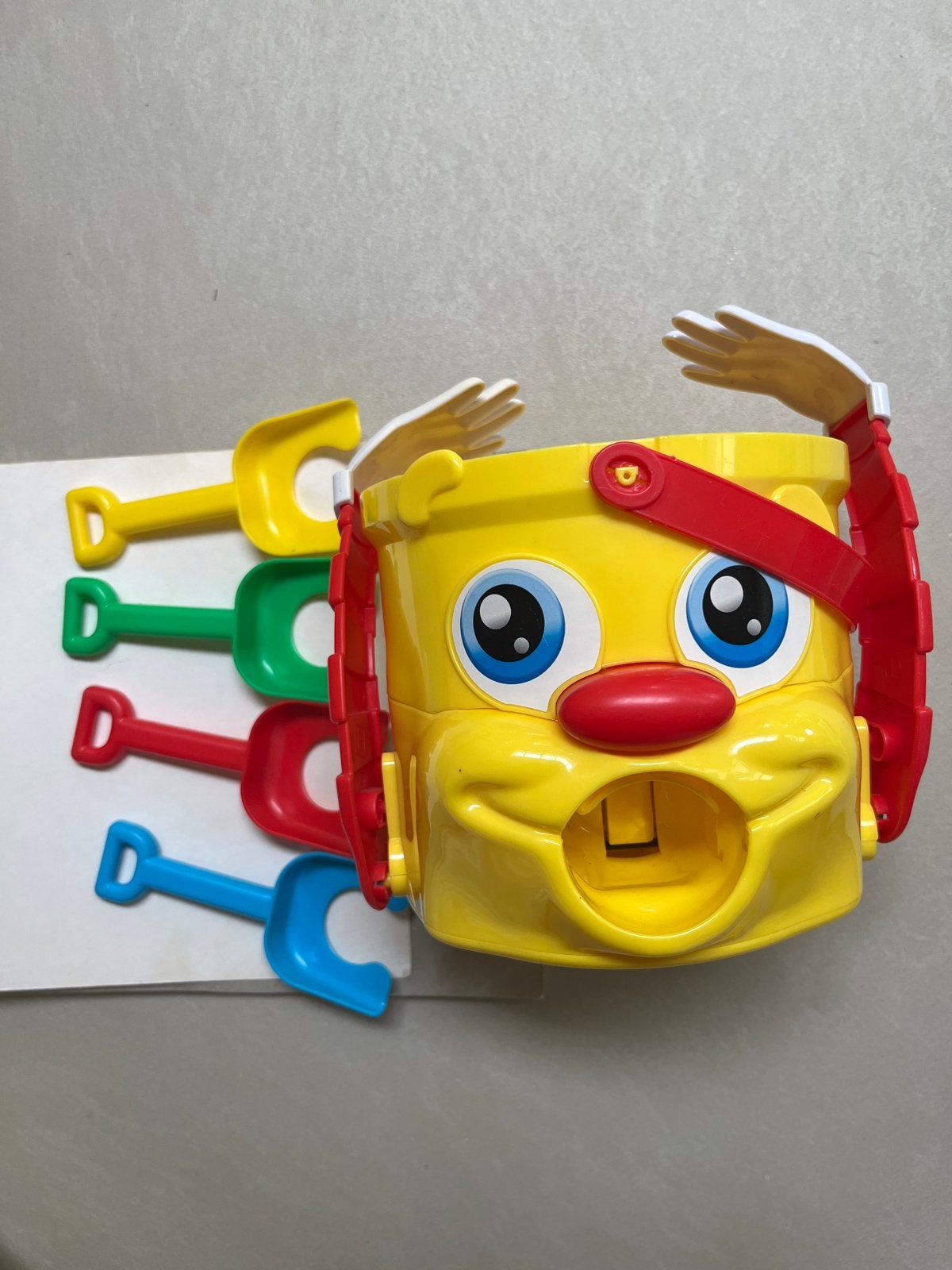 Mr. Bucket gooi-ze-in-de-emmer racespel - Compleet, Ophalen of Verzenden, Gebruikt, Jongen of Meisje