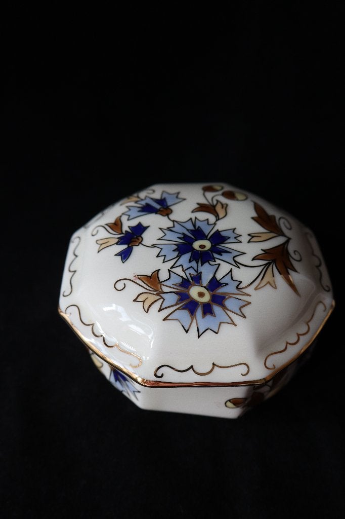 Vintage Zsolnay Pecs porseleinen doosje Korenbloem, Antiek en Kunst, Ophalen of Verzenden