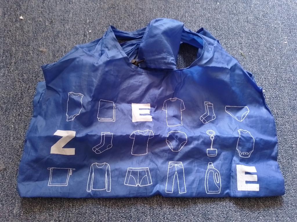 duurzame boodschappentas in hoesje, 30 cm of meer, Gebruikt, Minder dan 40 cm, Minder dan 35 cm