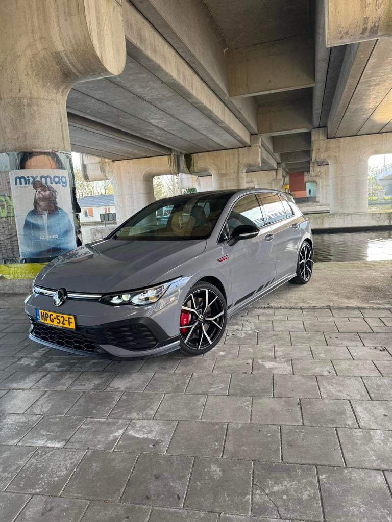 Volkswagen Golf 2.0 TSI GTI CLUBSPORT PANO HARMAN KAR HUD, Auto's, Volkswagen, 4 cilinders, 1984 cc, 14 km/l, 301 pk