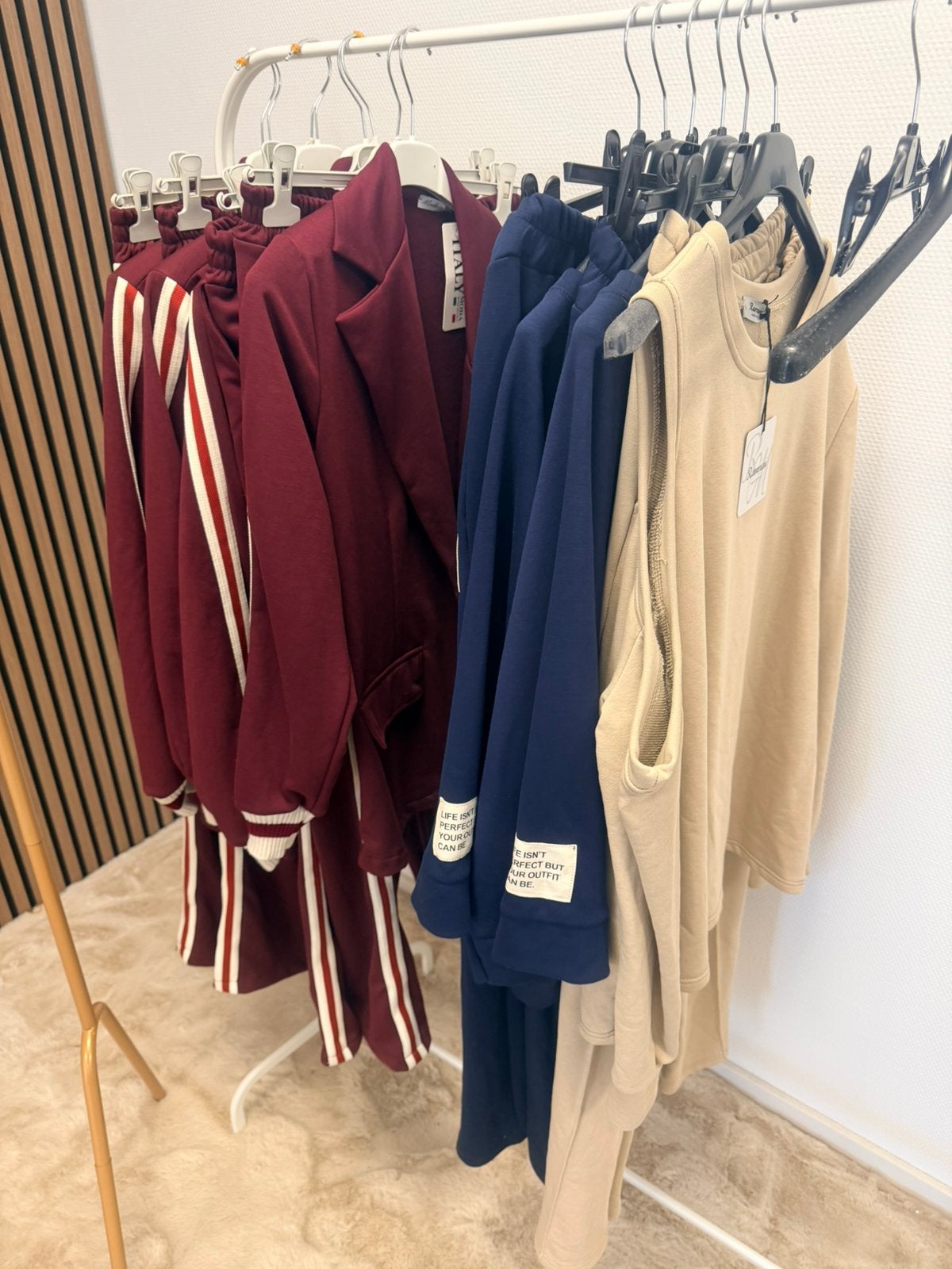 Restpartij kleding te koop ivm stoppen webshop, Ophalen, Nieuw