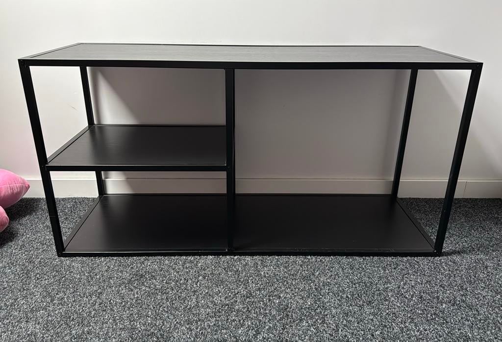 Zwarte kast, Huis en Inrichting, Kasten | Wandmeubels, Ophalen, Met plank(en), Zo goed als nieuw, Minder dan 150 cm