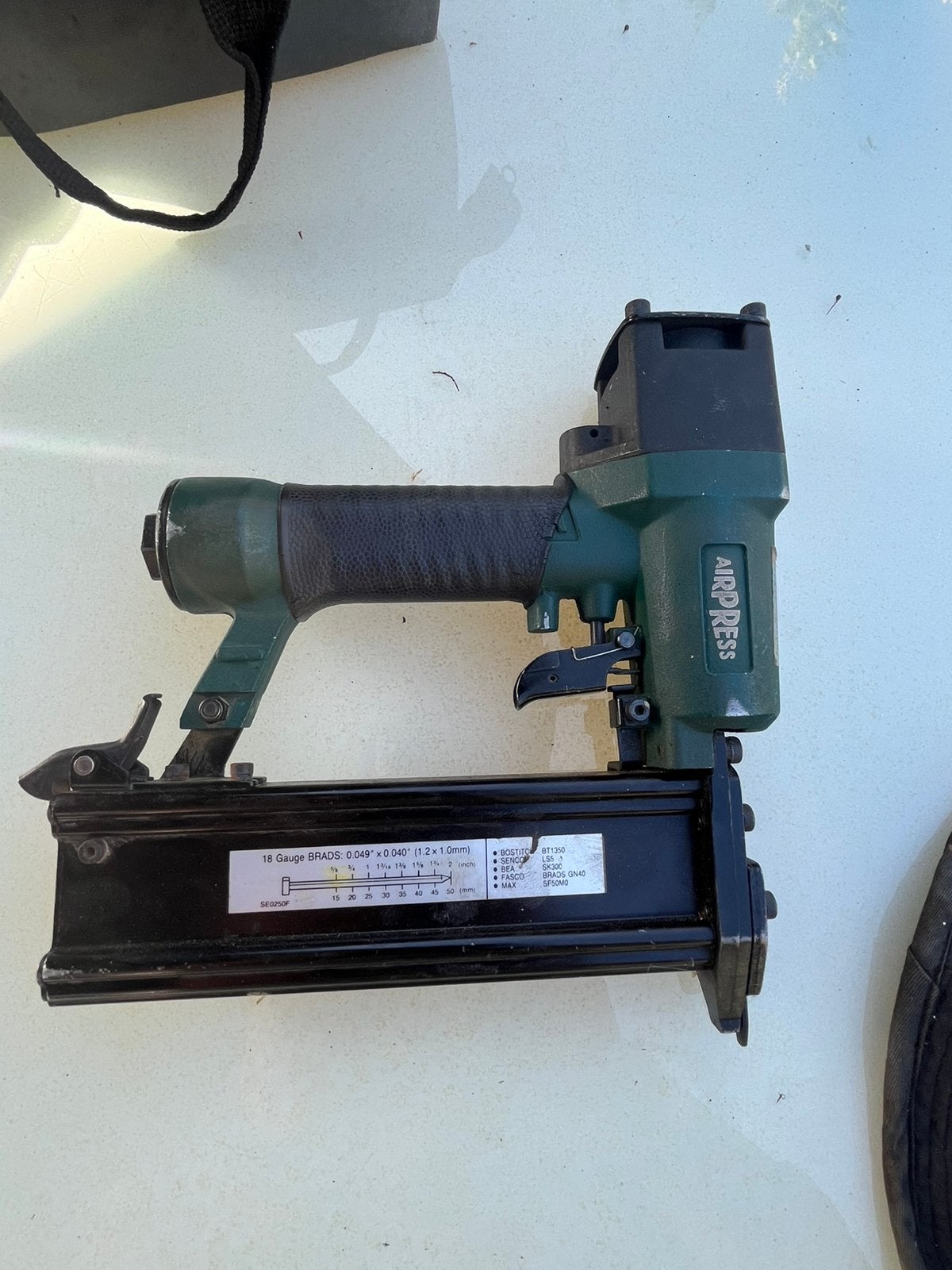 Airpress lucht tackers, Ophalen, Gebruikt, Tacker/nietmachine, Overige merken