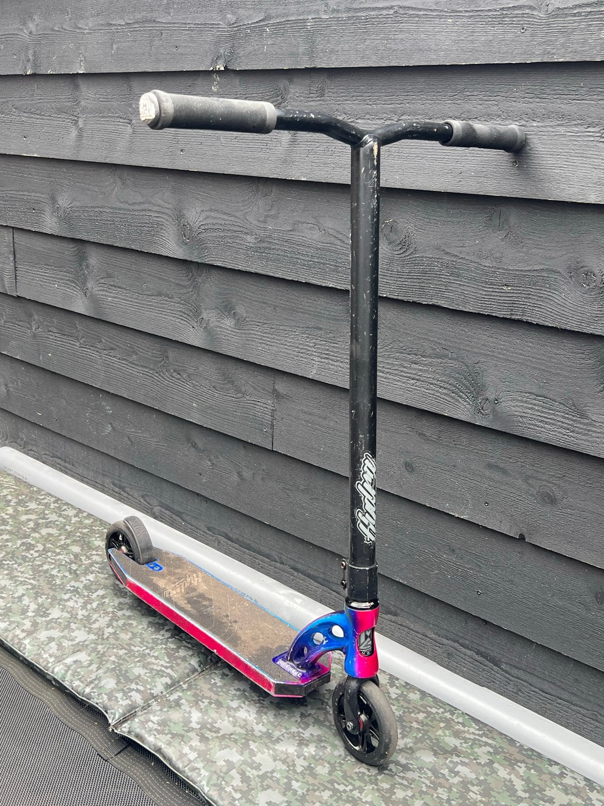 Mgp stuntstep hydra, Fietsen en Brommers, Steps, Ophalen, Gebruikt, Gewone step