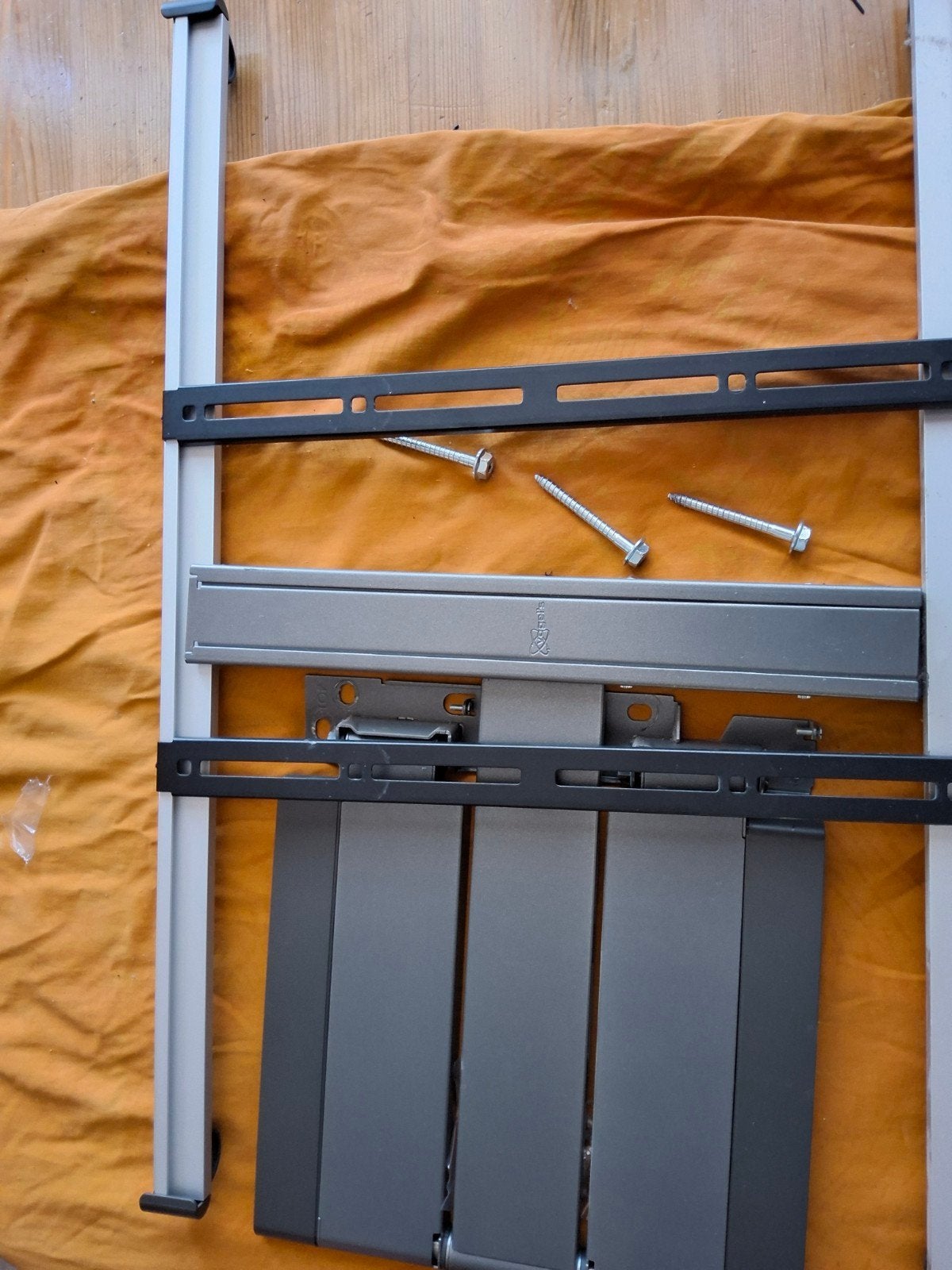 Vogels THIN445 SILVER TV Beugel - gebruikt, Ophalen