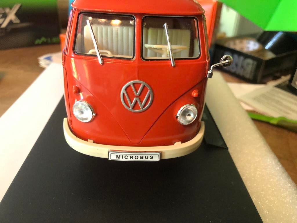 1963.VOLKSWAGEN T1.BUS.Renndienst Porsche, Hobby en Vrije tijd, Modelauto's | 1:18, Ophalen of Verzenden, Nieuw, Welly