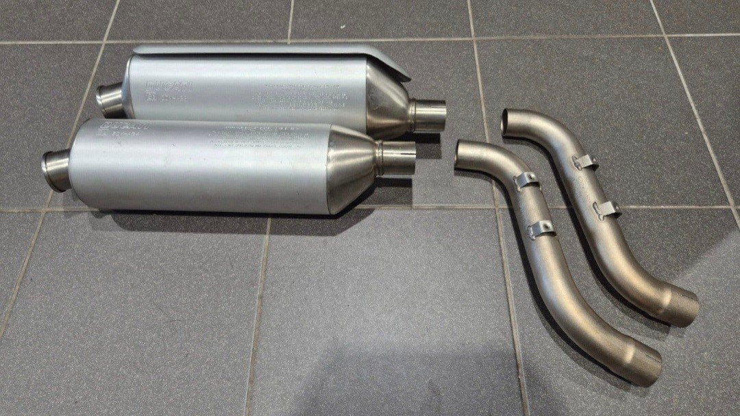Ducati monster uitlaat demperset ZDM-A33 ZDM-A34

Nieuw, Onbekend, Nieuw, Ophalen of Verzenden, Onbekend