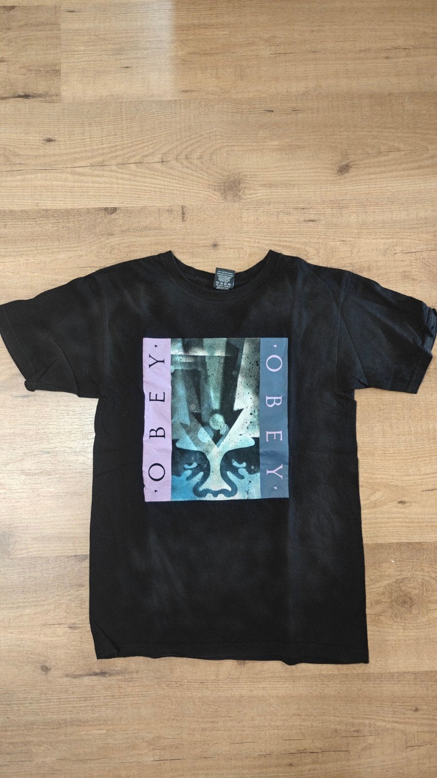 Obey shirt maat S, Ophalen of Verzenden, Zo goed als nieuw, Korte mouw