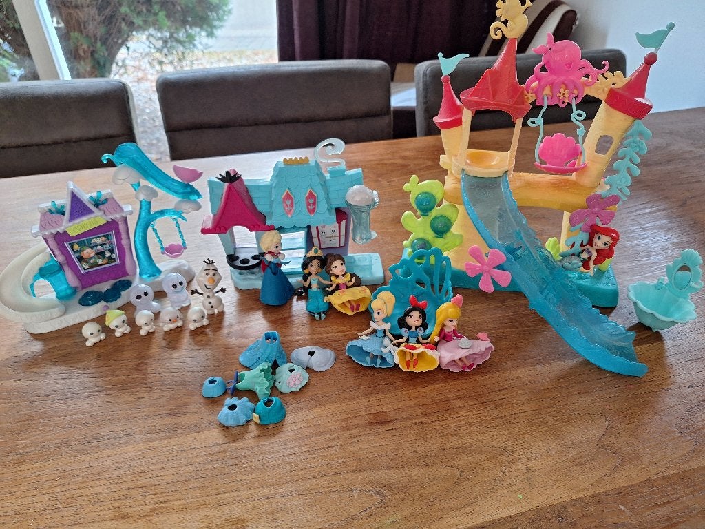 Disney Little Kingdom – prinsessen, Frozen & Ariëls kasteel, Ophalen of Verzenden, Gebruikt, Overige typen
