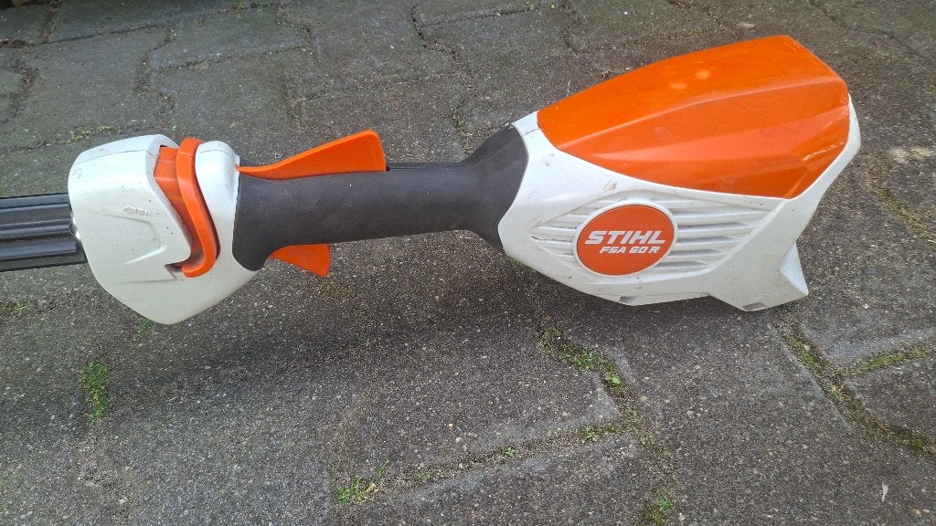 Stihl FSA 60 R Accu kantenmaaier, Ophalen, ,, Accu, Zo goed als nieuw
