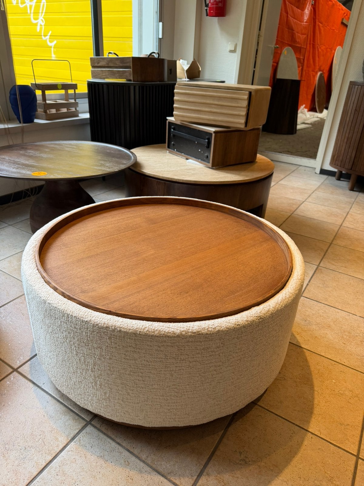 Deja living salontafel beige walnoot rond 83x83x40 cm, Ophalen, 100 tot 150 cm, Rond, 50 tot 100 cm