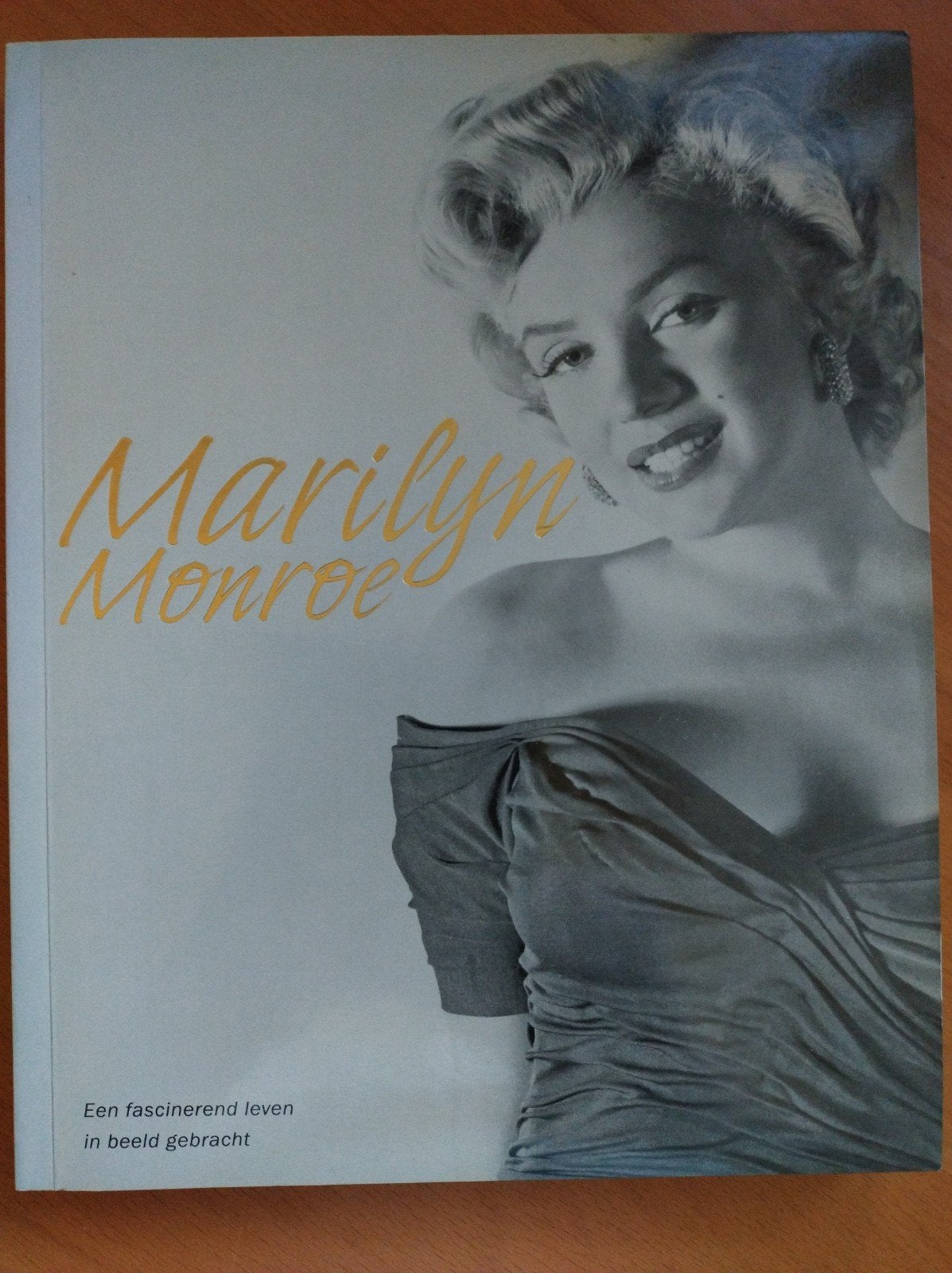 Marilyn Monroe: Een fascinerend leven in beeld gebracht, Boeken, Film, Tv en Media, Ophalen of Verzenden, Zo goed als nieuw, Onbekend
